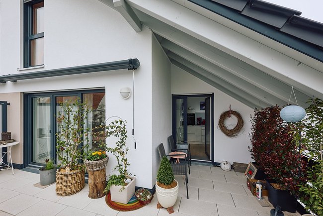 Ihr neuer Lieblingsplatz im Freien - großzügiger Balkon 