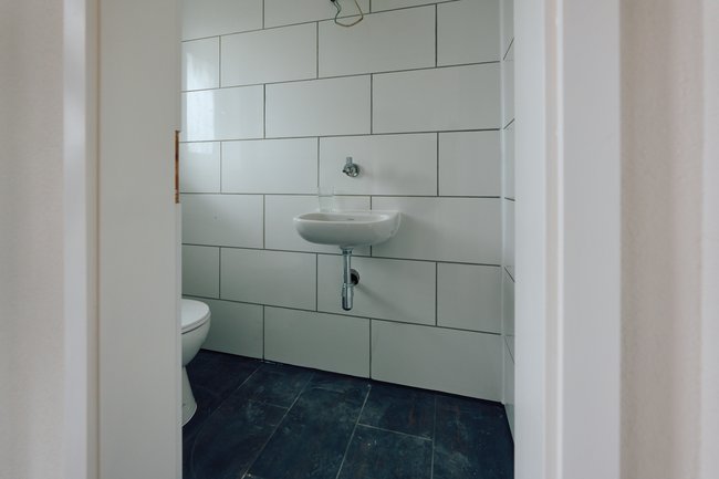 Einliegerwohnung, Gäste-WC